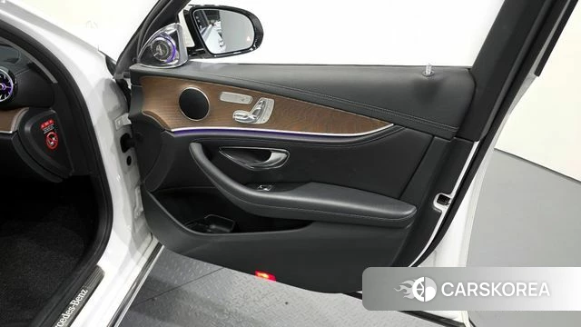 Mercedes-Benz E-Class W213 id 4416984 из Кореи 16