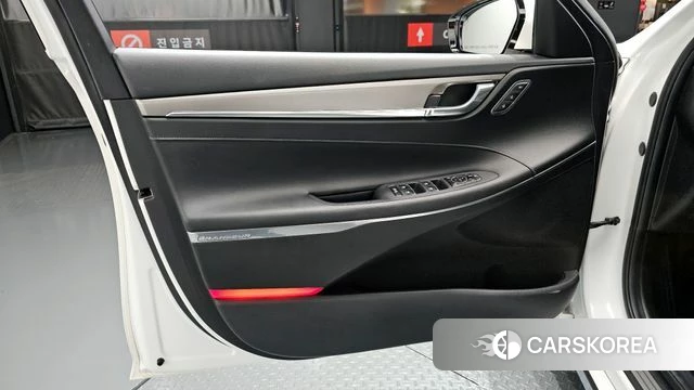 Hyundai The New Grandeur IG Hybrid id 4350779 из Кореи 16