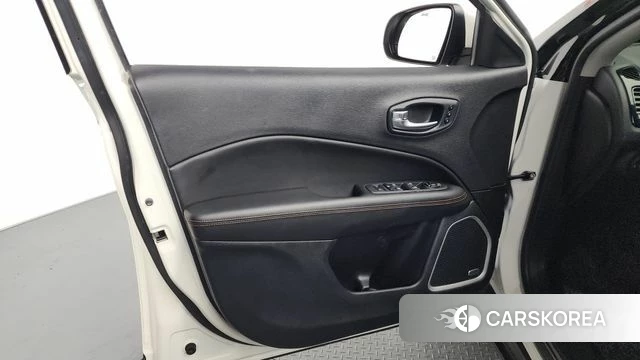 Jeep Compass 2nd Generation id 4370395 из Кореи 16