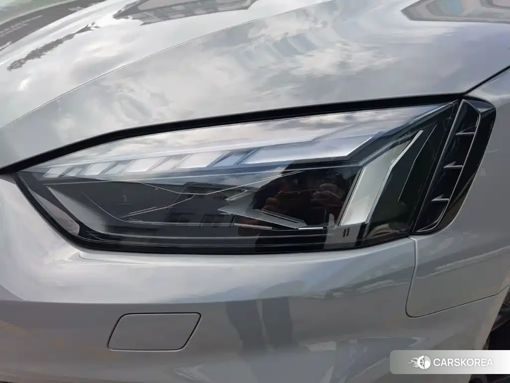 Audi RS 5 id 4674284 из Китая 16