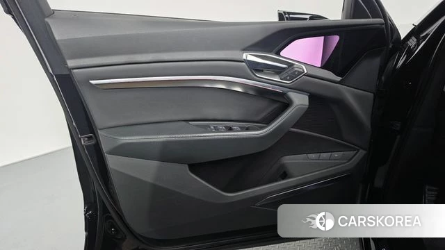 Audi e-Tron id 4721279 из Кореи 16