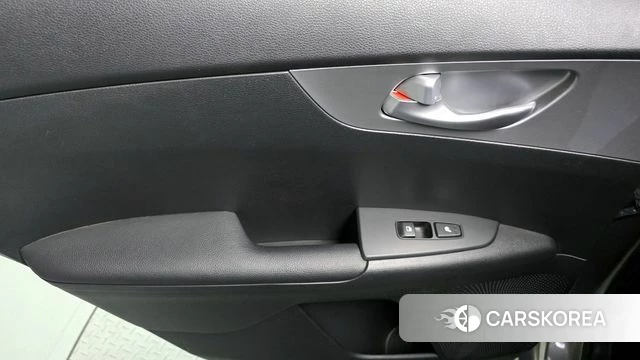 Kia The New K3 2nd generation id 4201624 из Кореи 16