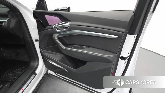 Audi e-Tron id 4585743 из Кореи 16