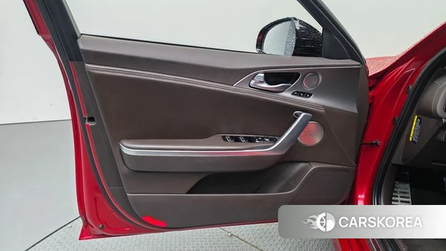 Kia Stinger id 4713302 из Кореи 16