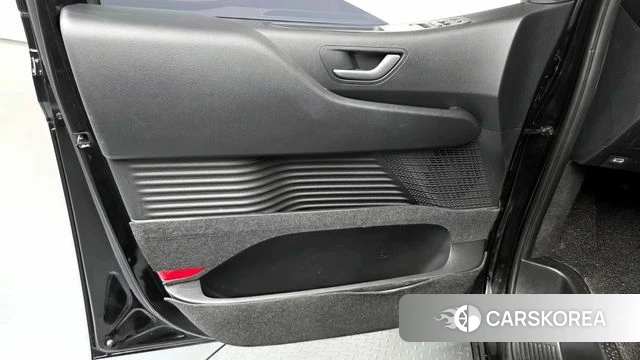 Hyundai Staria id 4222932 из Кореи 16