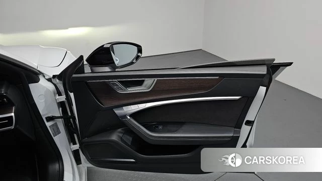 Audi A7 (4K) id 4475996 из Кореи 16