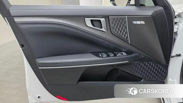 Kia The New K8 Hybrid id 4739261 из Кореи 16