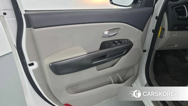 Kia The New Carnival id 4502075 из Кореи 16