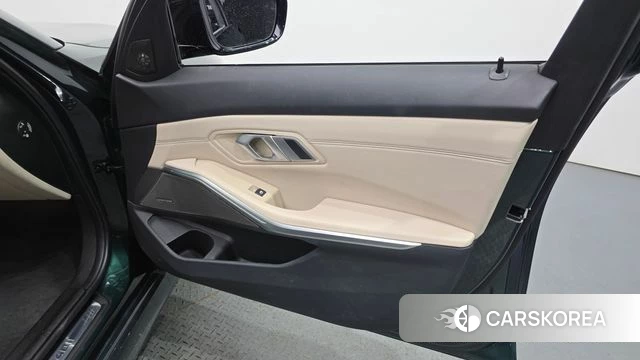 BMW 3 Series (G20) id 4310255 из Кореи 16