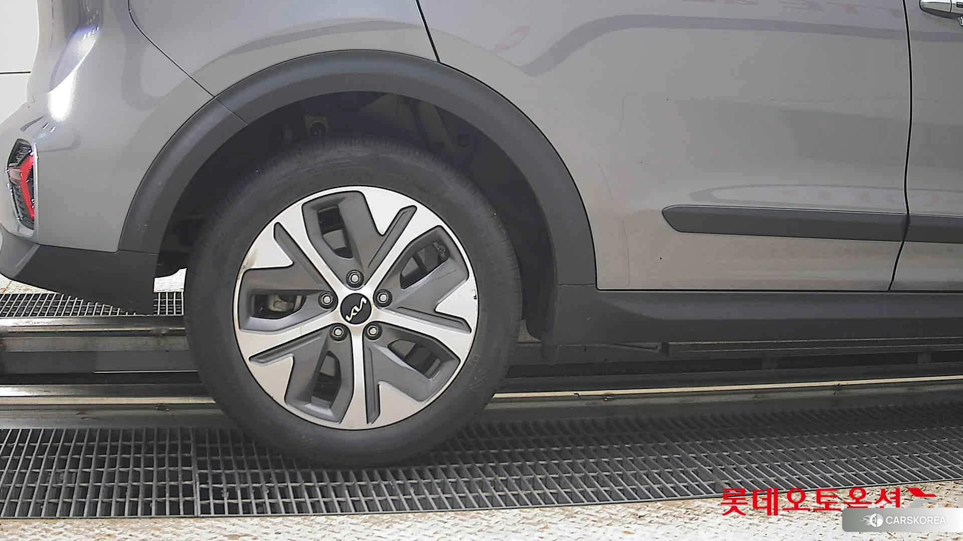 Kia Niro Plus id 4674184 из Кореи 16