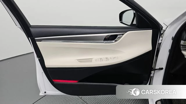 Hyundai The New Grandeur IG Hybrid id 4231568 из Кореи 16