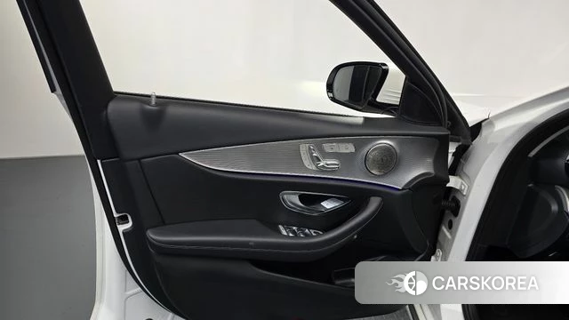 Mercedes-Benz E-Class W213 id 4411374 из Кореи 16