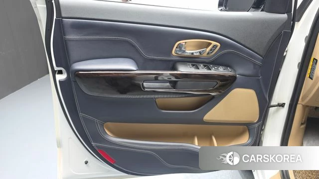 Kia The New Carnival id 4543122 из Кореи 16