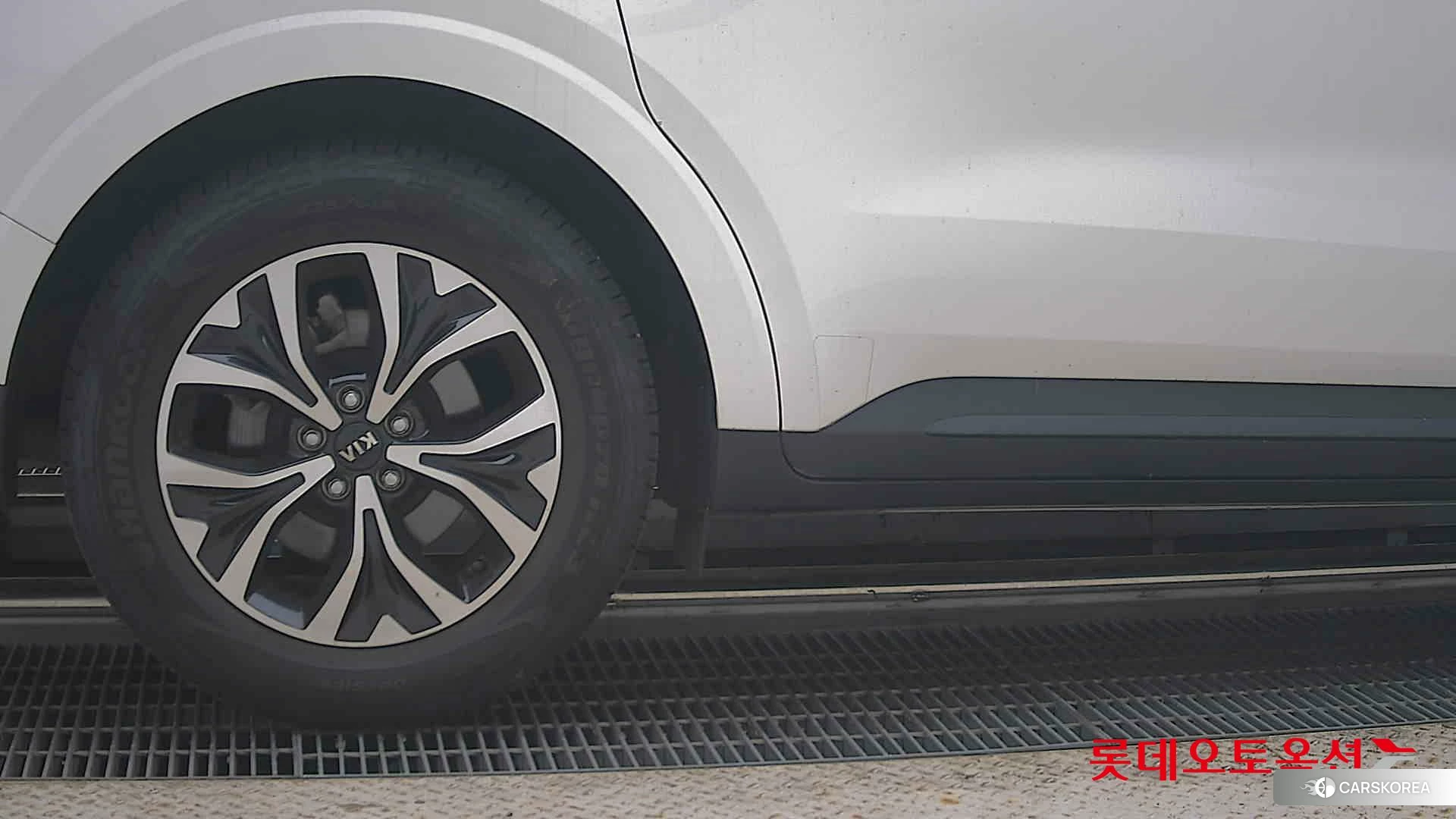 Kia Carnival id 4674173 из Кореи 16