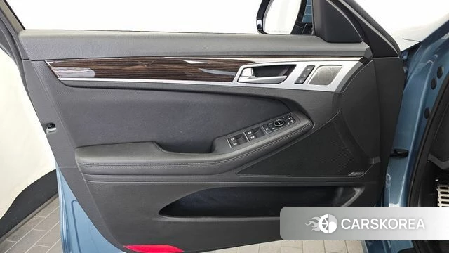 Genesis G80 id 4900940 из Кореи 16