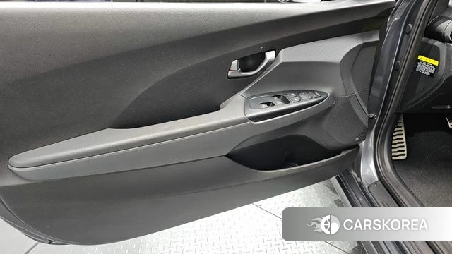 Hyundai Veloster (JS) id 4430533 из Кореи 16