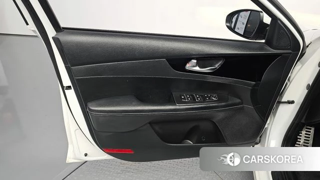 Kia The New K3 2nd generation id 4880001 из Кореи 16