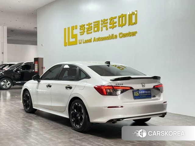 Honda Civic id 4307793 из Китая 16