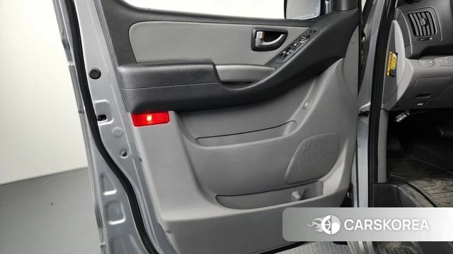 Hyundai The New Grand Starex id 4339080 из Кореи 16