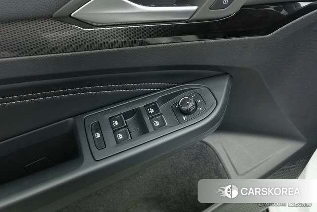 Volkswagen Golf id 4335104 из Китая 16