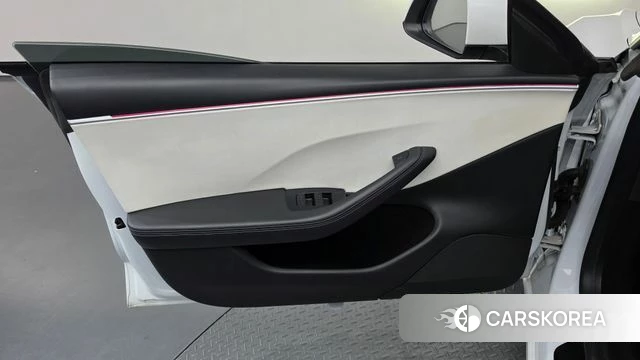 Tesla Model 3 id 4681820 из Кореи 16