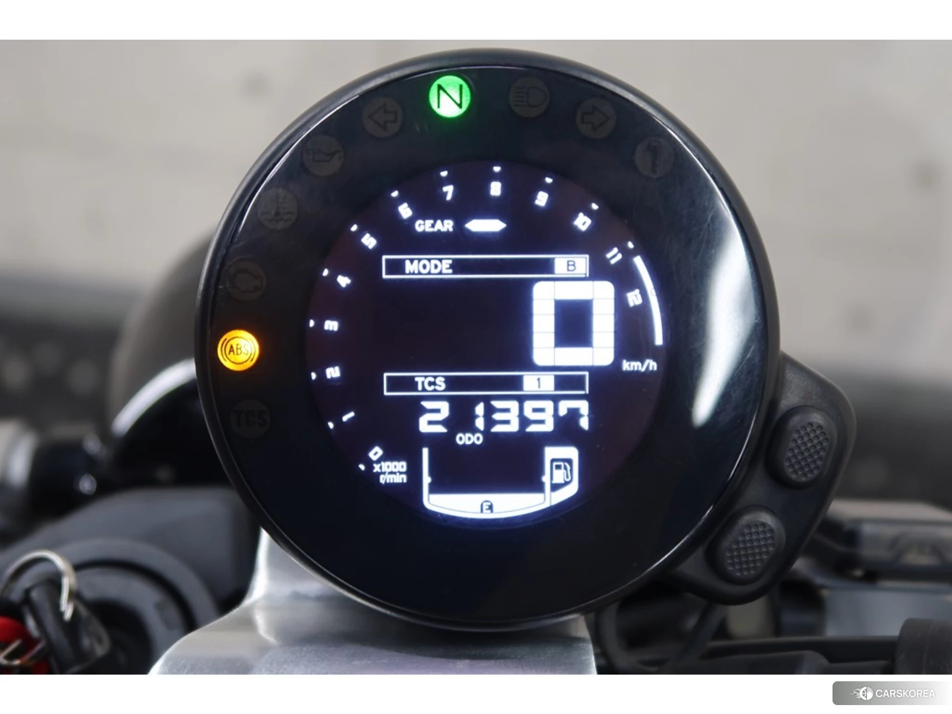 Yamaha XSR900 id 4183472 из Японии 16