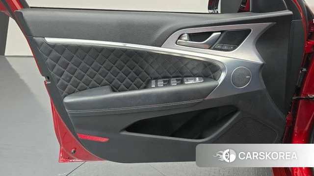 Genesis G70 id 4900844 из Кореи 16