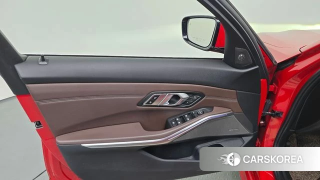 BMW 3 Series (G20) id 4310448 из Кореи 16