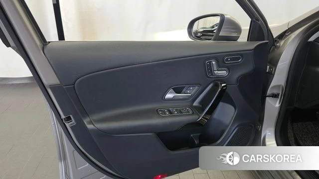 Mercedes-Benz A-Class W177 id 4496398 из Кореи 16