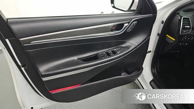 Hyundai Grandeur IG Hybrid id 4632926 из Кореи 16