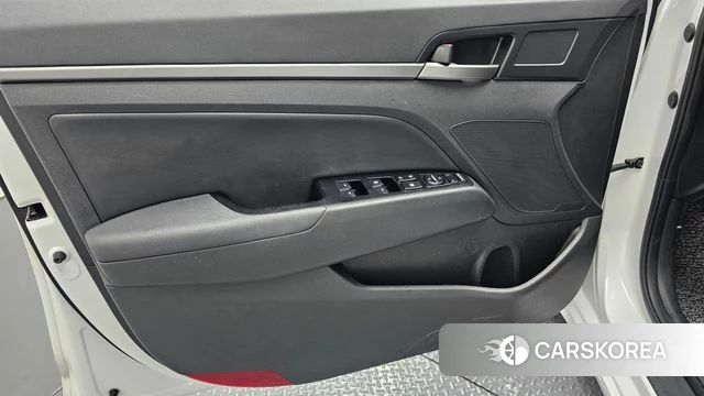 Hyundai Avante AD id 4557949 из Кореи 16