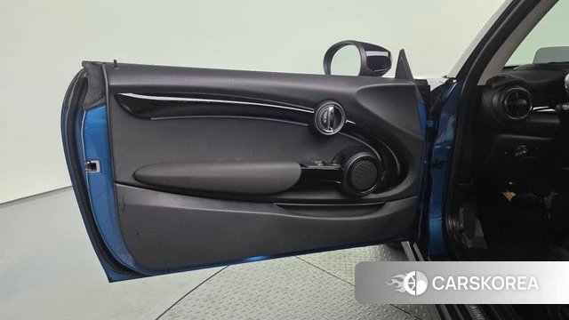 Mini Cooper S id 4361903 из Кореи 16