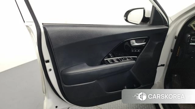 Kia The New Niro id 4250531 из Кореи 16