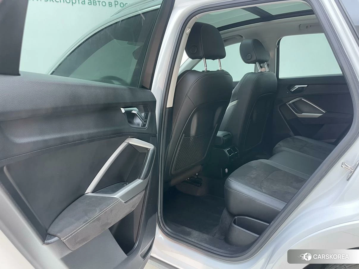 Audi Q3 id 4420727 из Китая 16