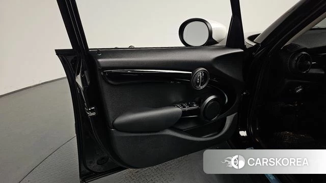 Mini Cooper id 4562003 из Кореи 16