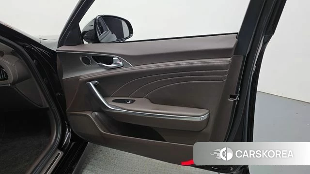 Kia Stinger Meister id 4609129 из Кореи 16