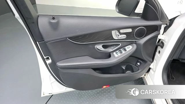 Mercedes-Benz C-Class W205 id 4471157 из Кореи 16