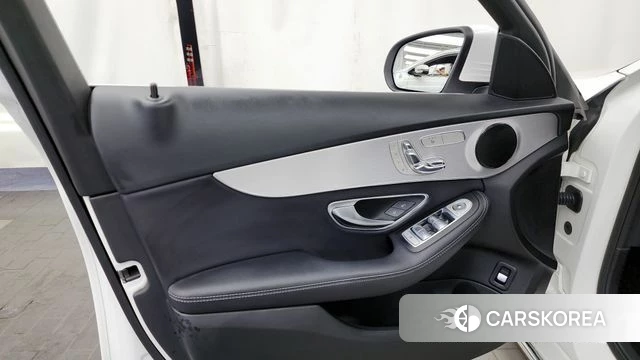 Mercedes-Benz C-Class W205 id 4378241 из Кореи 16