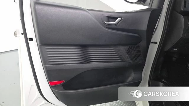 Hyundai Staria id 4602233 из Кореи 16
