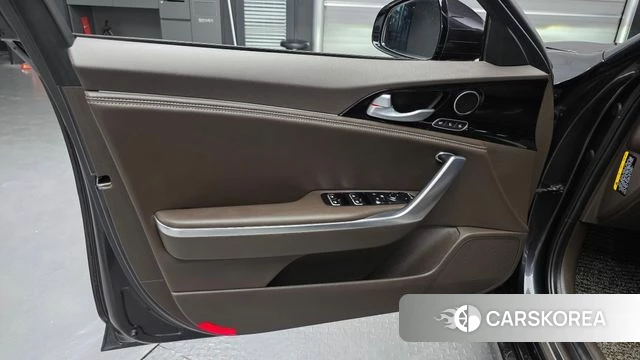 Kia Stinger id 4385104 из Кореи 16