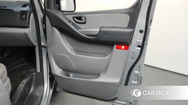 Hyundai The New Grand Starex id 4769905 из Кореи 16