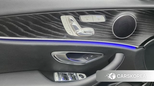 Mercedes-Benz E-Class W213 id 4541677 из Кореи 16