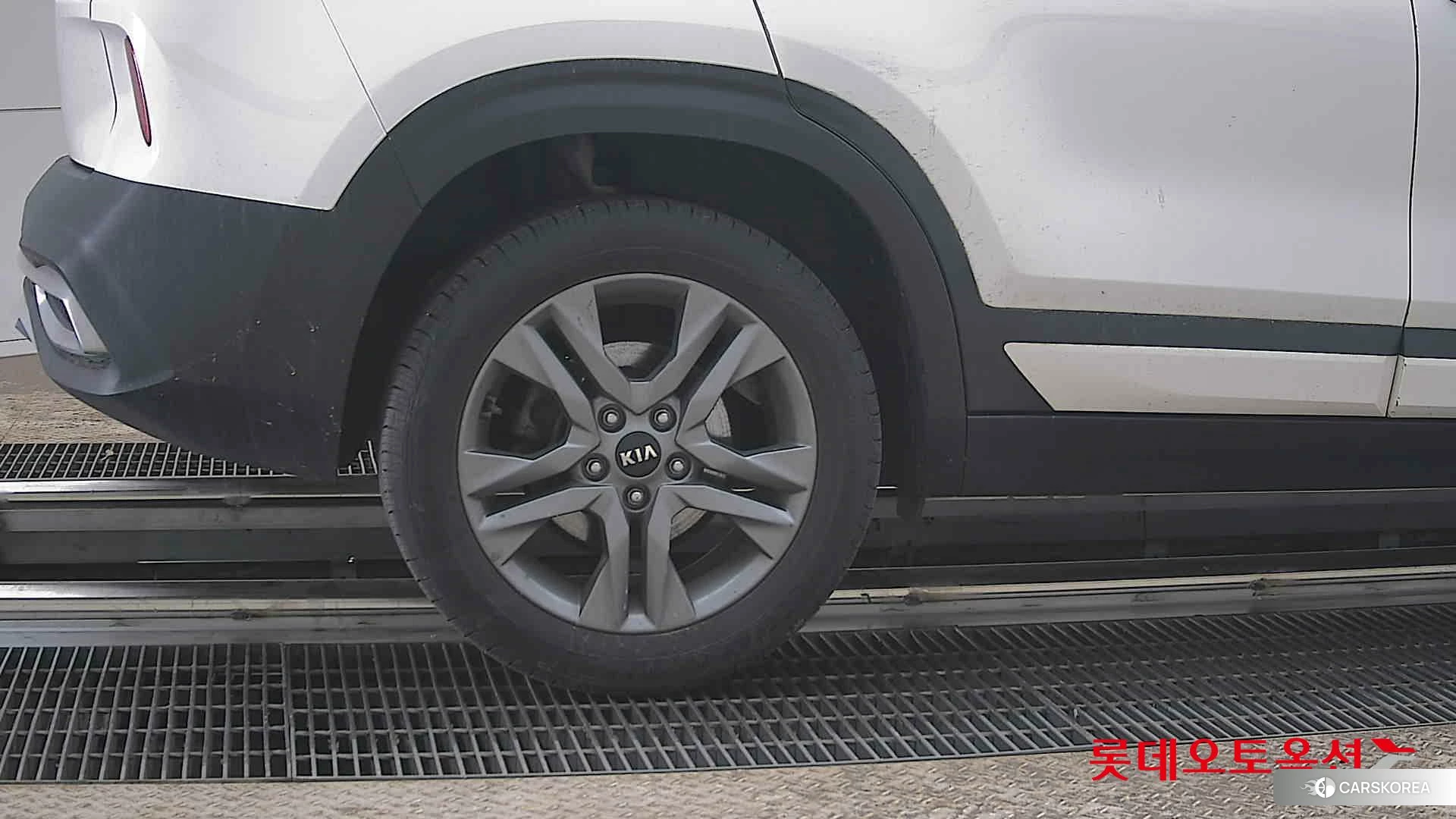 Kia Seltos id 3888424 из Кореи 16