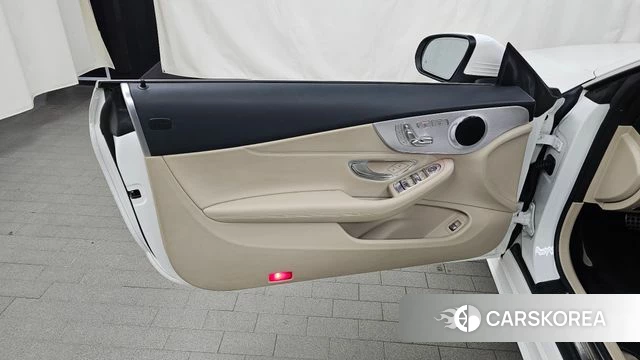 Mercedes-Benz C-Class W205 id 4268205 из Кореи 16