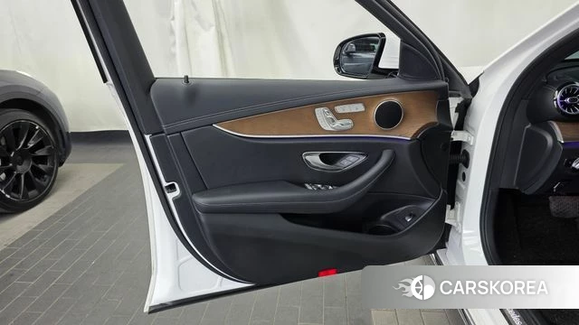 Mercedes-Benz E-Class W213 id 4727208 из Кореи 16