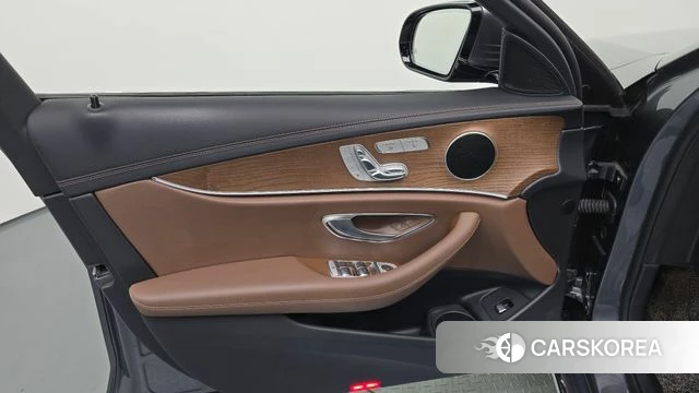 Mercedes-Benz E-Class W213 id 4854164 из Кореи 16
