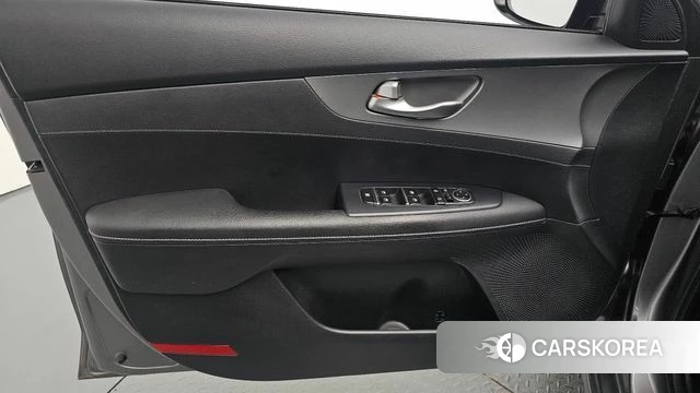 Kia Come New K3 id 4581392 из Кореи 16