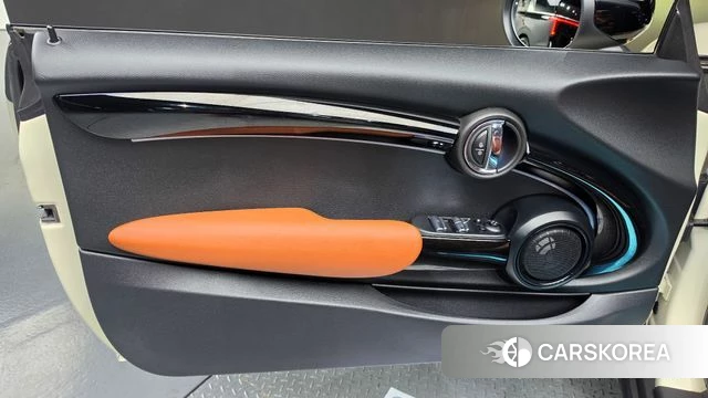 Mini Cooper S Convertible id 4625036 из Кореи 16