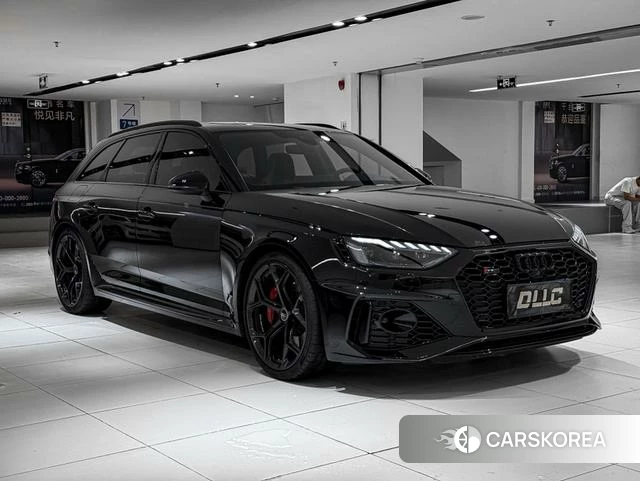 Audi RS 4 id 4274322 из Китая 16