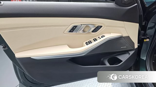 BMW 3 Series (G20) id 4410351 из Кореи 16